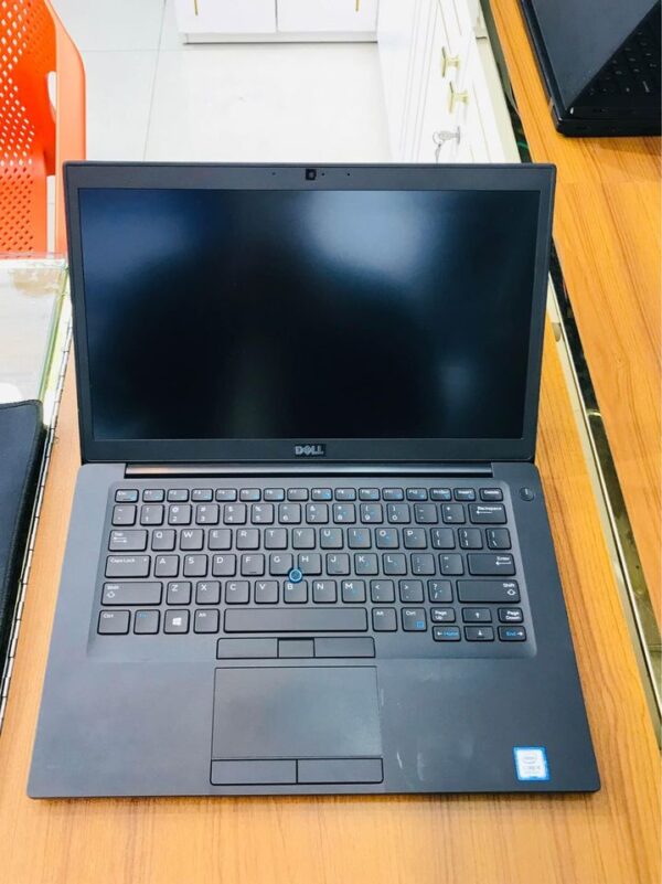 Dell E7490 i7 8th gen 256-8 gb