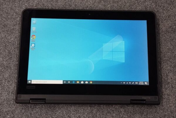 Lenovo Yoga 11 e intel 8th gen 128/4 gb  touch